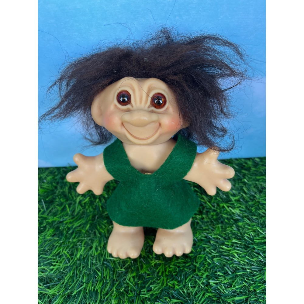 Vintage DAM Troll Doll Dark Brown Hair Green Felt Dress Amber Eyes Thomas Dam